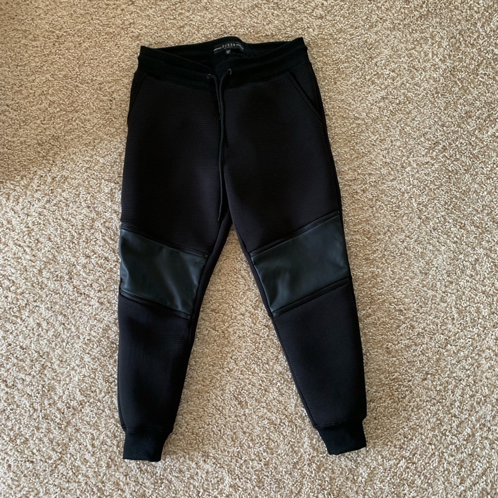 🆕 Guess Los Angeles scuba knit grid joggers - Picture 4 of 8